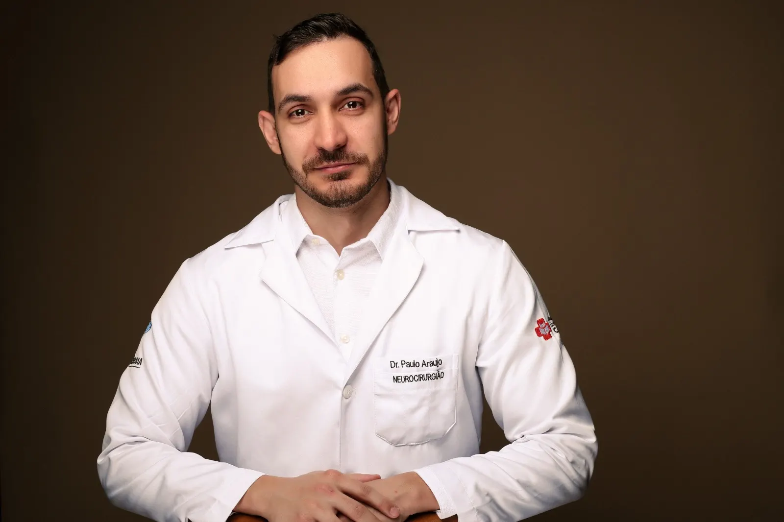 Dr. Paulo Araújo em retrato frontal
